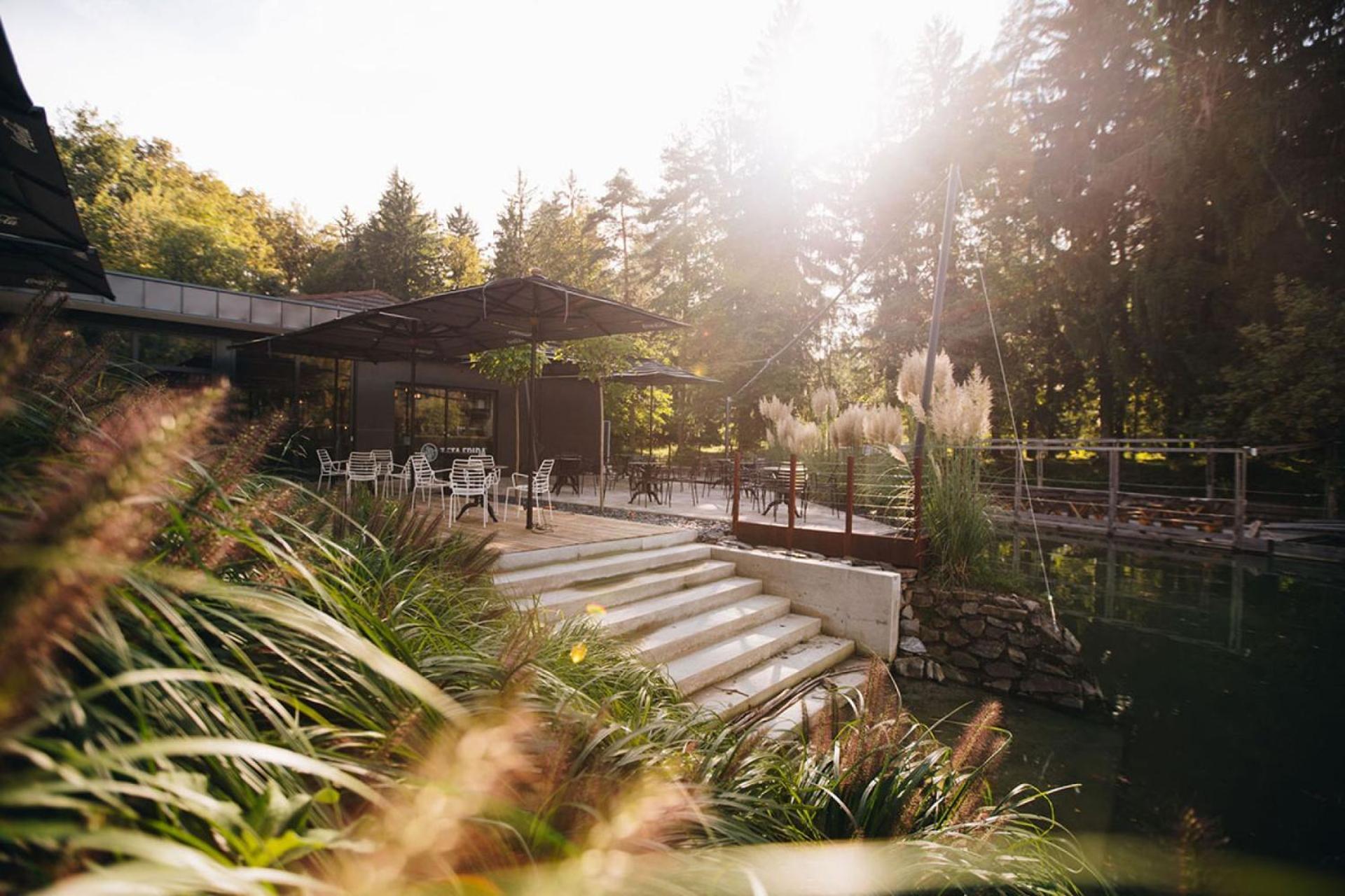 Luxury Glamping Chocolate Village Maribor Ngoại thất bức ảnh